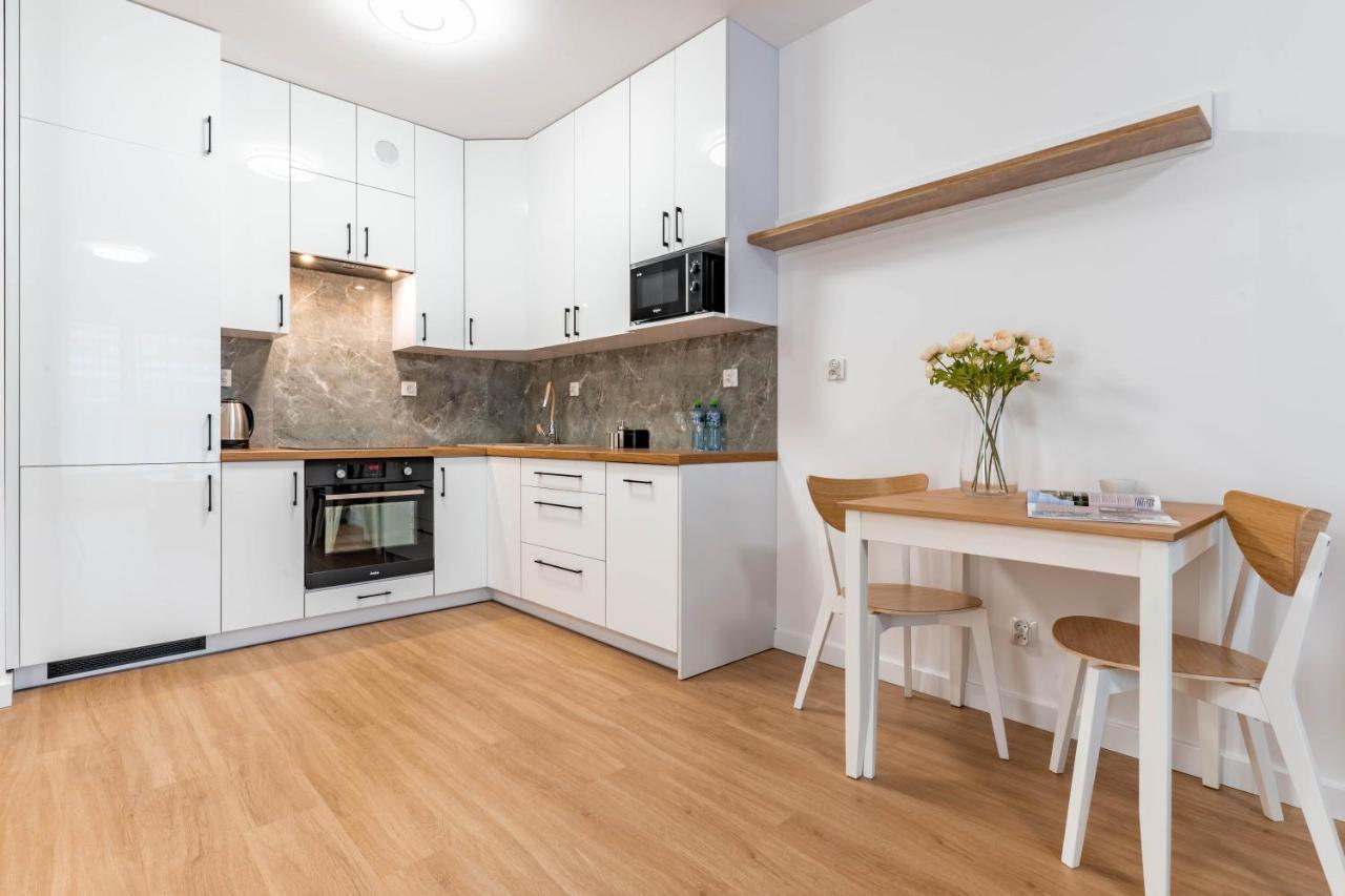 Wrocapartments Starcenter - Parking Free Вроцлав Екстериор снимка