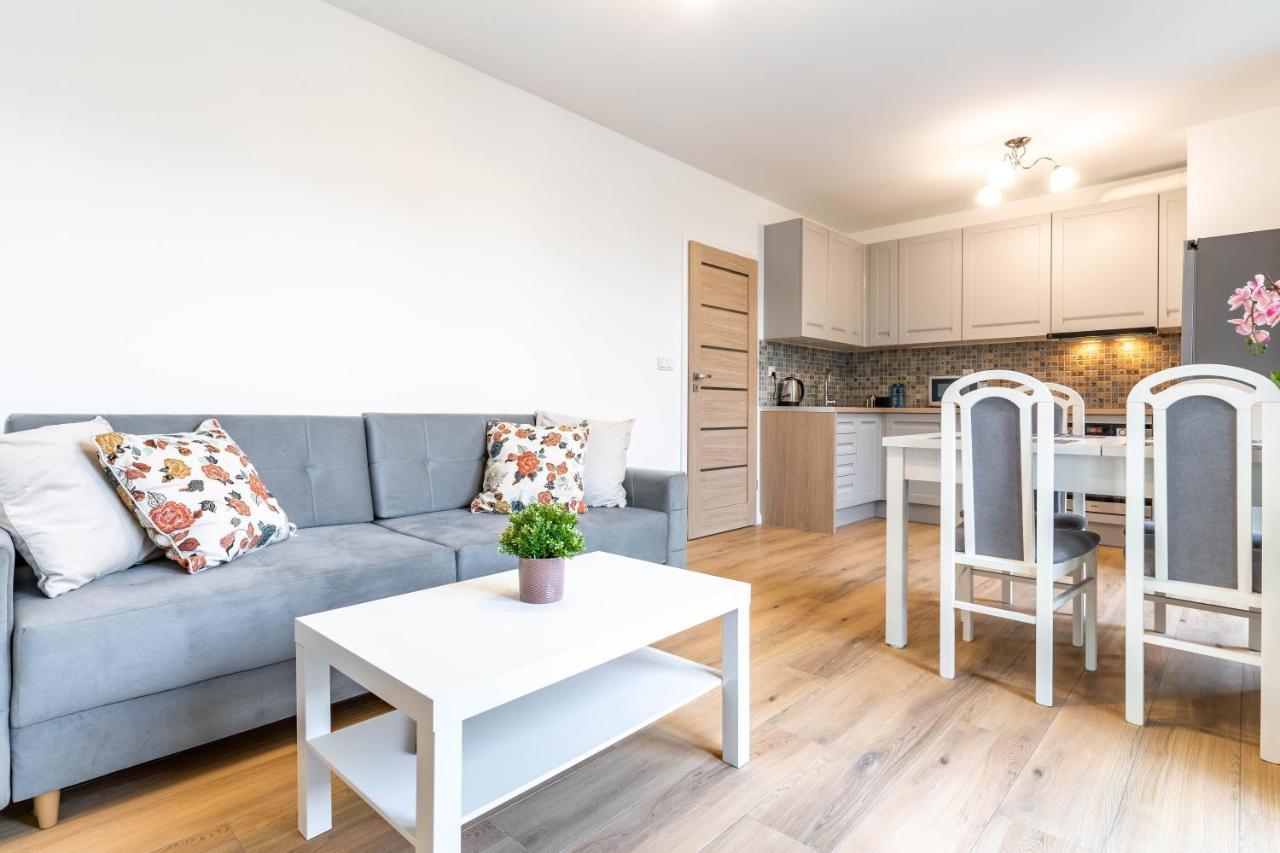 Wrocapartments Starcenter - Parking Free Вроцлав Екстериор снимка