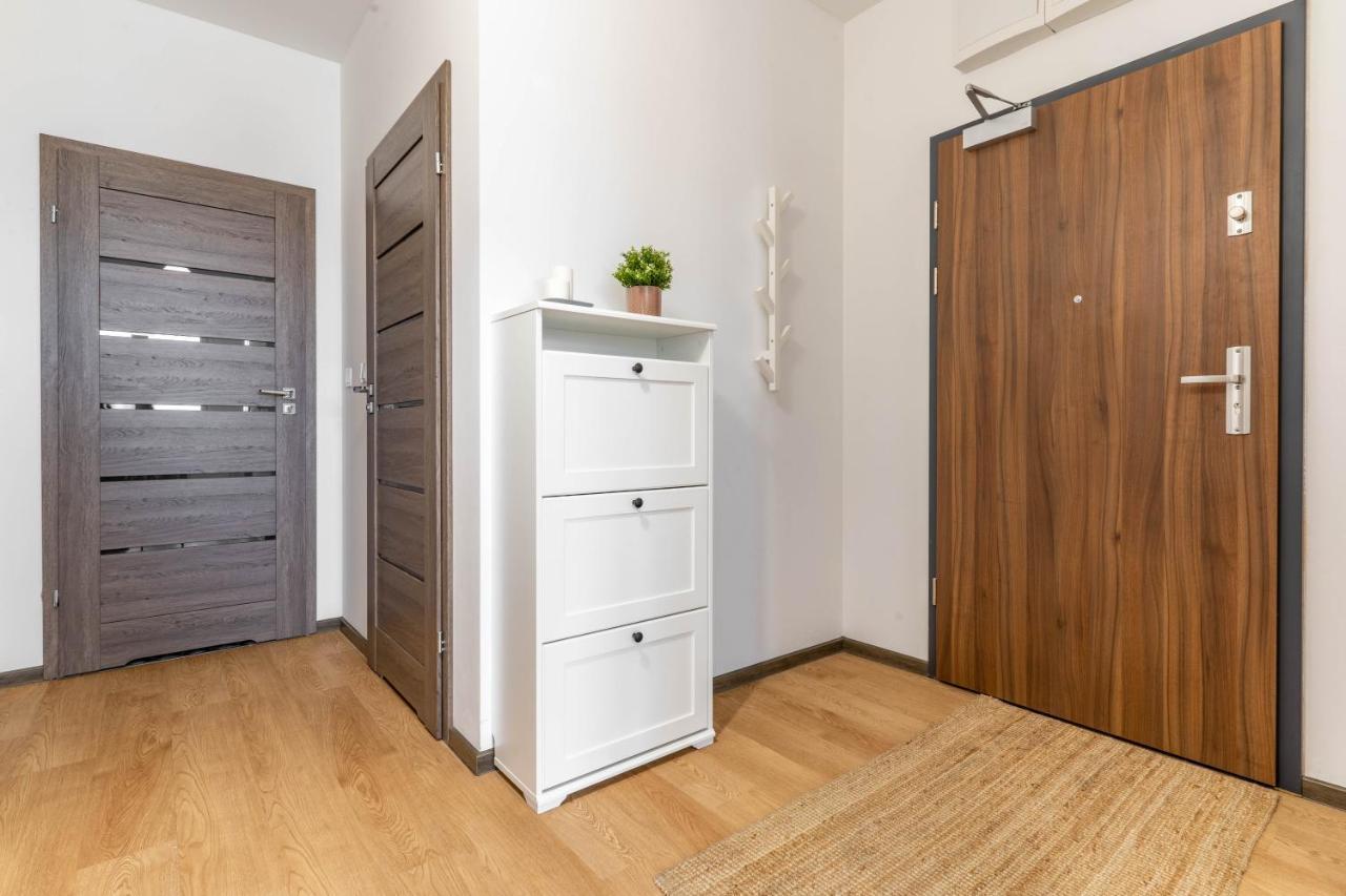 Wrocapartments Starcenter - Parking Free Вроцлав Екстериор снимка