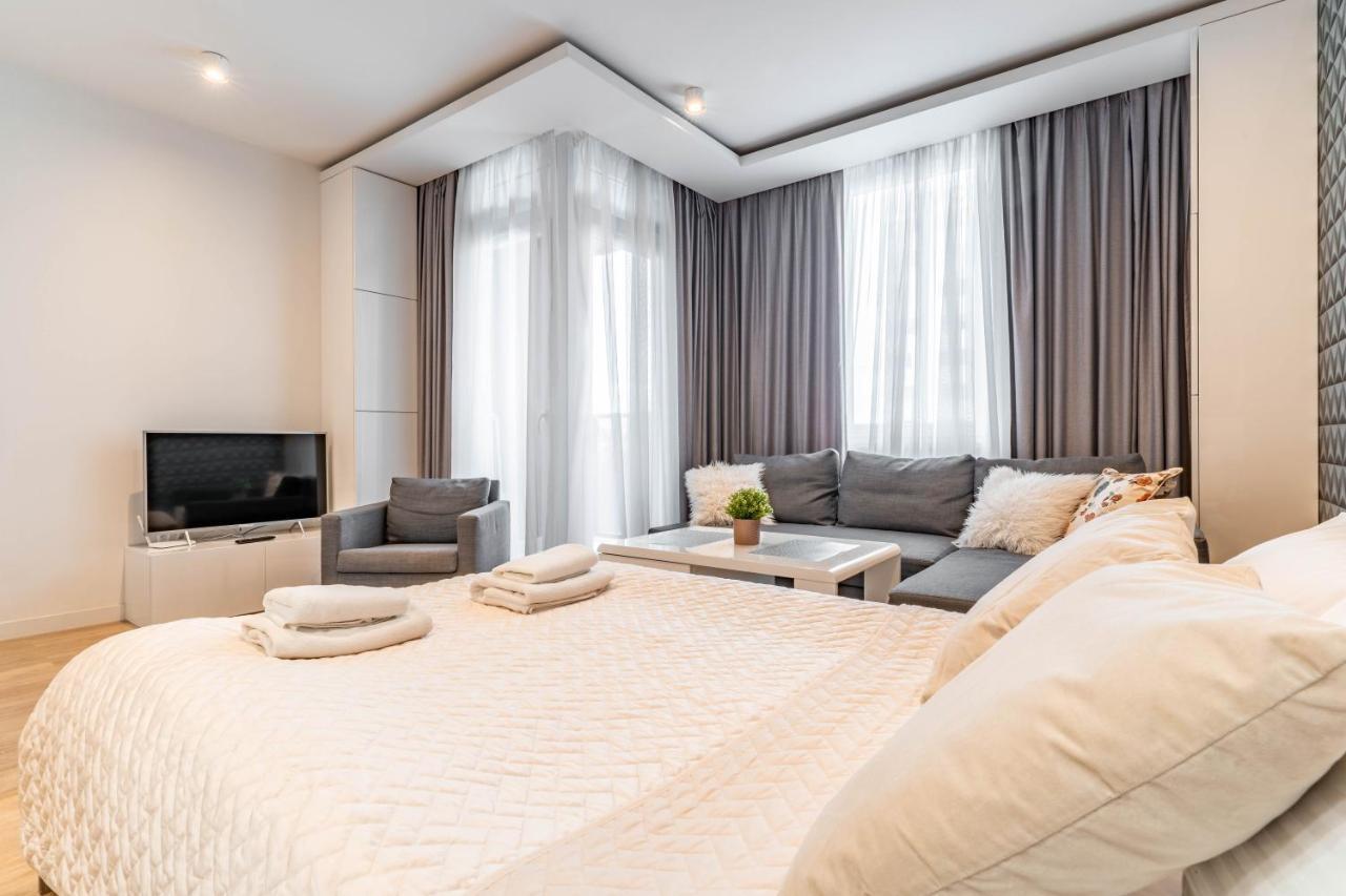 Wrocapartments Starcenter - Parking Free Вроцлав Екстериор снимка